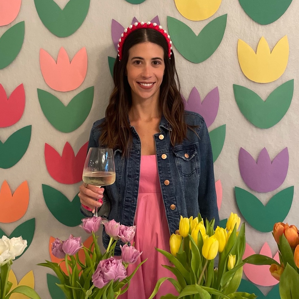 Meet your Posher, Laura